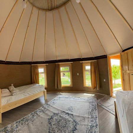 Bokonbayevo Bosogo Yurt Camp酒店 外观 照片