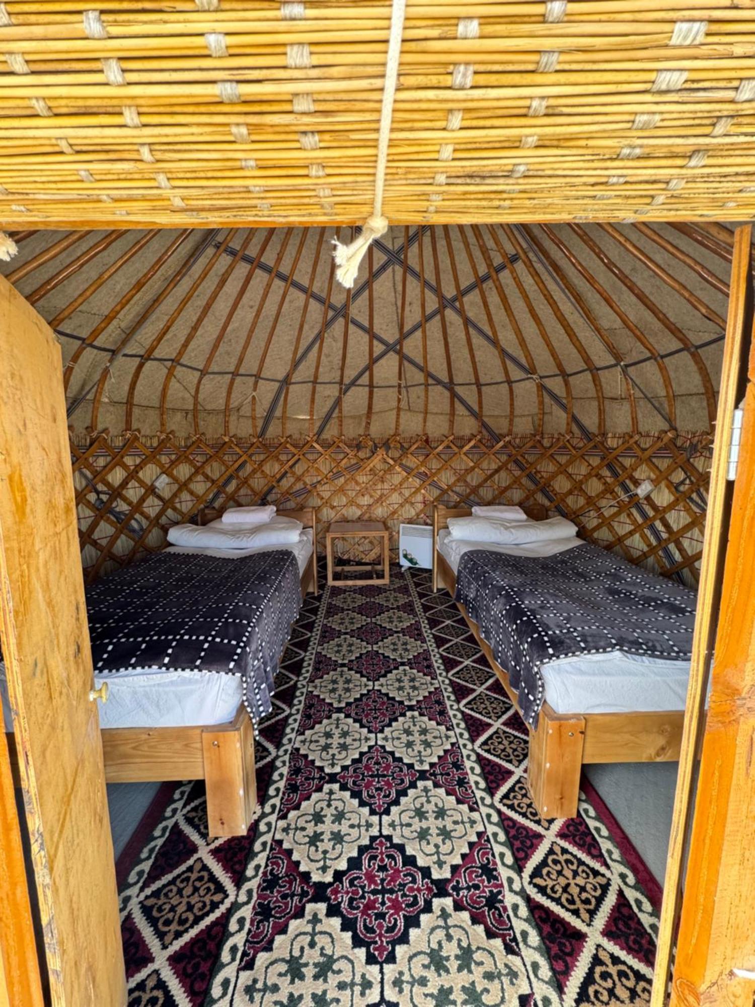 Bokonbayevo Bosogo Yurt Camp酒店 外观 照片